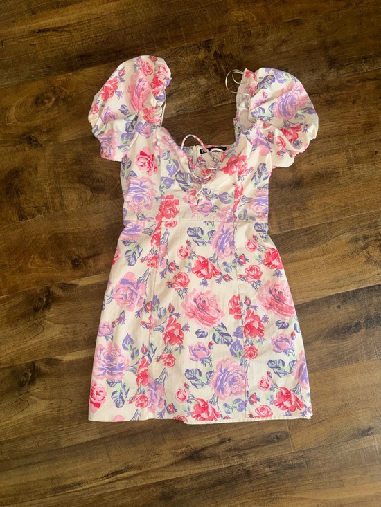 Zara Dresses & Skirts - Zara Dress